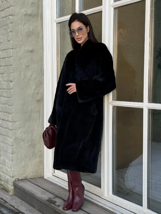 Элитная шуба из меха норки Luxury Fur Blackglama с V-образным воротником - фото 8