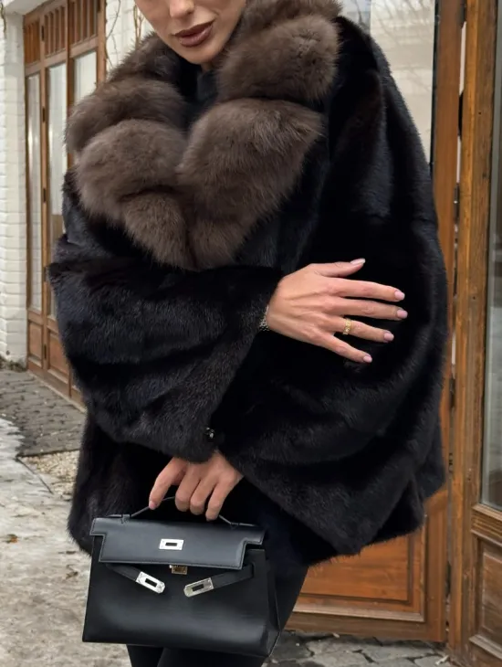 Полушубок норковый оверсайз с воротником и меха куницы - фото 3