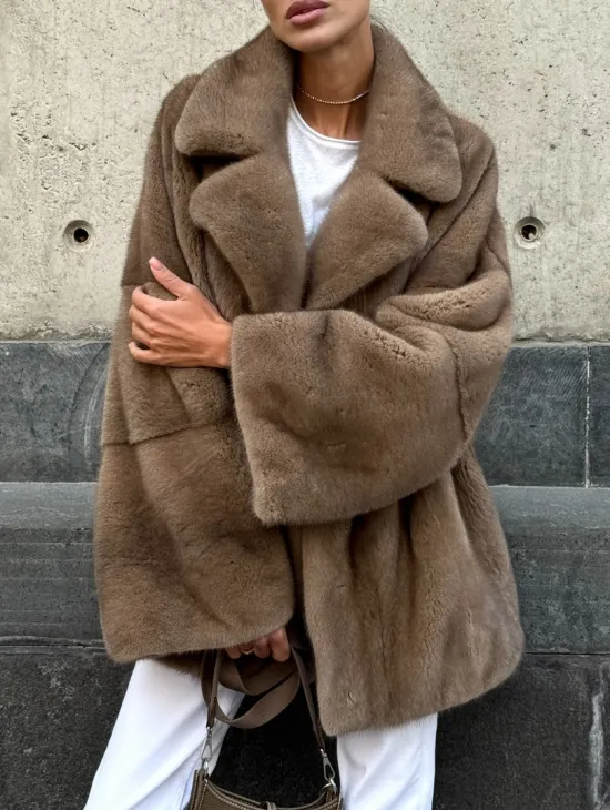 Норковый полушубок в пастельном оттенке - фото 3