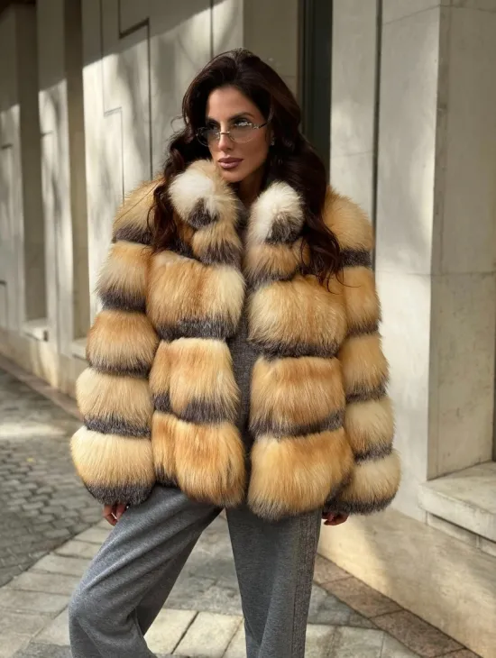 Полушубок из меха лисы Golden-grey fox стойка воротник - фото 8