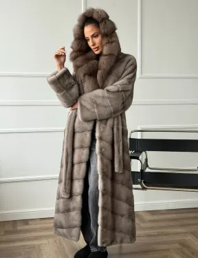 Шуба-кимоно норка в пол с капюшоном куница - фото 9