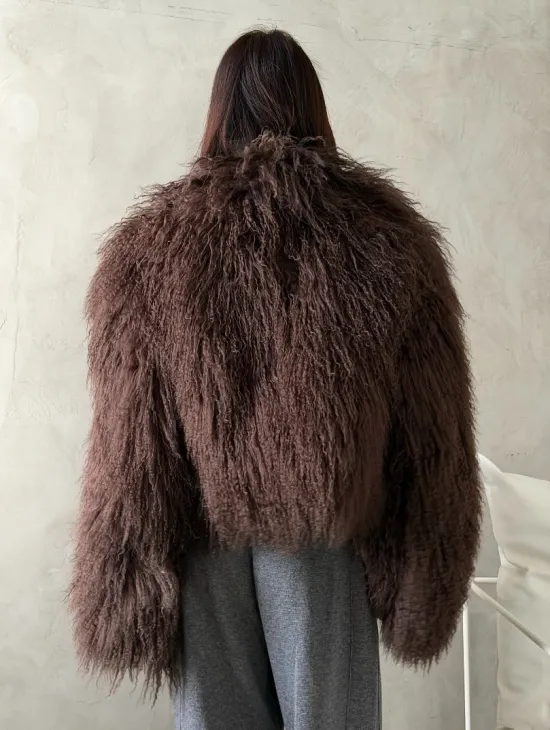 Модный полушубок из ламы - фото 4