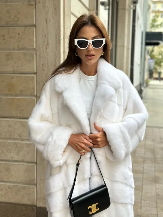 Белая шуба из мех норки NAFA - фото 0