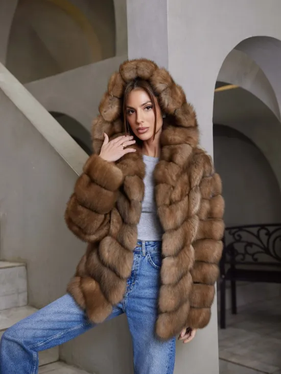 Шуба из куницы с капюшоном - фото 1