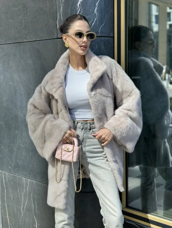 Норковая шуба в цвете нюд - фото 3